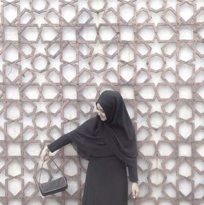 nnaretno's profile picture. 