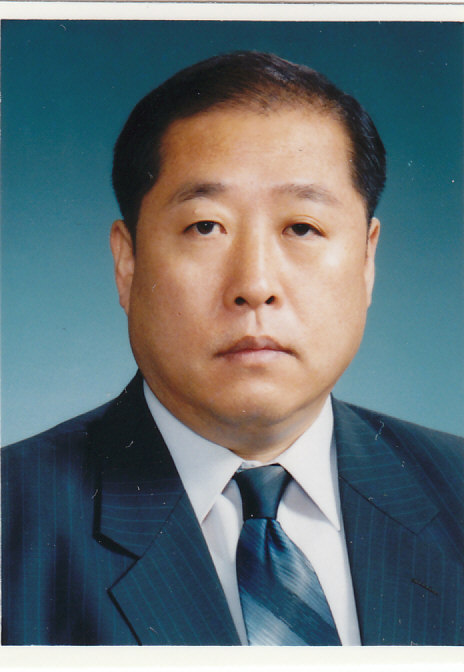 KangPhillip's profile picture. 인터넷 신문 '데일리안' 수도권 취재본부장 근무,  
1년 중 365일동안 허리 및 복부 다이어트를 연구 중에 있름.