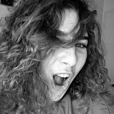 EmiliePouvreau's profile picture. 