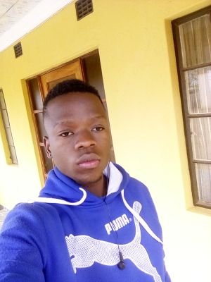 BondSmitb's profile picture. 