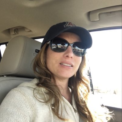 Farmers wife to @JohnBoelts, the love of my life. Mother to Andrew, Matthew, and Daisy. Follower of my Lord, Jesus. #farming #agriculture