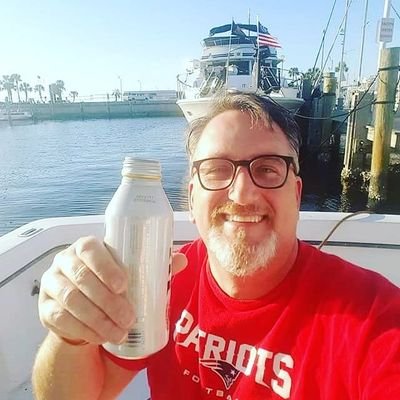 I love cooking 🍳 going out for shopping 🛒 dancing 🎶 helping the needs i love my job so much 😍 😍 😍 😍 😍 😍 😍 ⛴️🛳️🚢🛥️