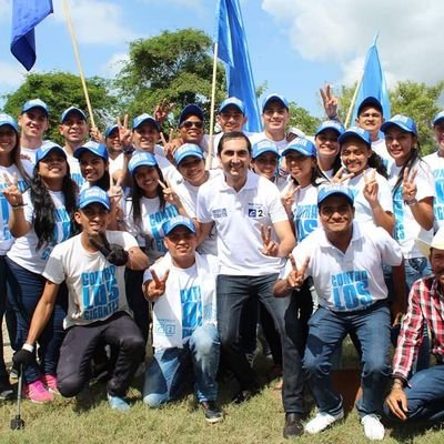 Jóvenes que creemos y apoyamos la gestión de @davidbarguil, próximo Senador de la República de Colombia.