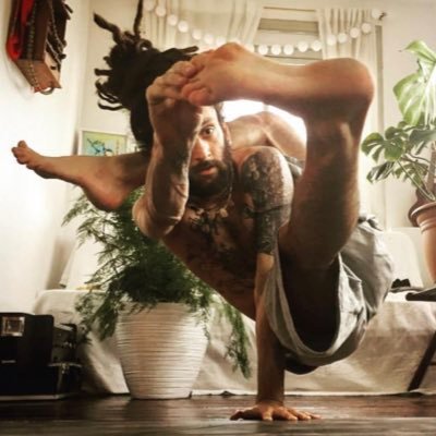 trip_legwarmers's profile picture. I dream of madhurya-lila rasa