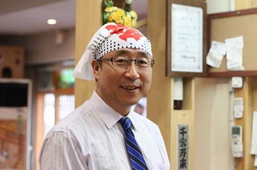 korea135's profile picture. 요리가좋아 오랫동안 몸담았던 직장,사업을 접고 요리를 배우느라 산전수전 다겪은후에 현재는 너무도 예쁜 요리집을 운영하고 있습니다.