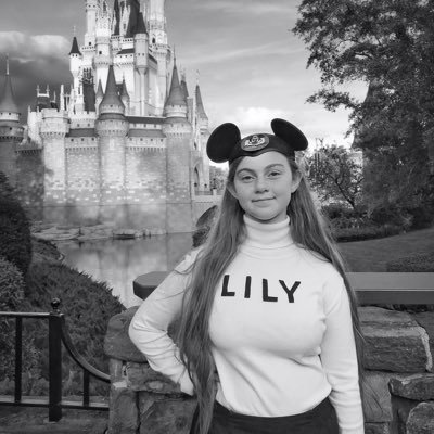 Hi! I’m Lily, a YouTube vlogger that covers mostly Disneyworld and Universal Studios. I love everything Disney, Muppets and theme parks! They/Them