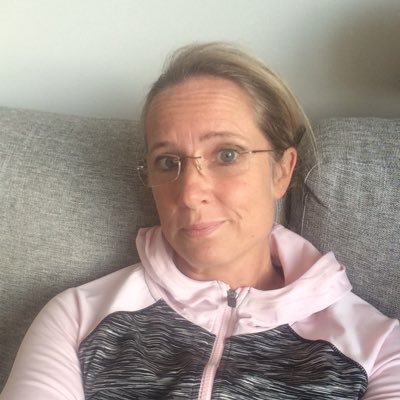 Mamma till tre, hustru, livsnjutare, idrott, musik, friluftsliv, socialt arbete, vård och omsorg, ledarskap, utveckling, kvalitet och sann vardagsälskare.