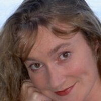 Daphne Caine - @daffydowndilly Twitter Profile Photo