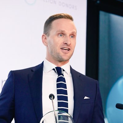 Director of Responsible Business @kwmlaw | Member @NMFCOfficial | Pro bono, social impact, climate, D&I, philanthropy & community | Views my own.