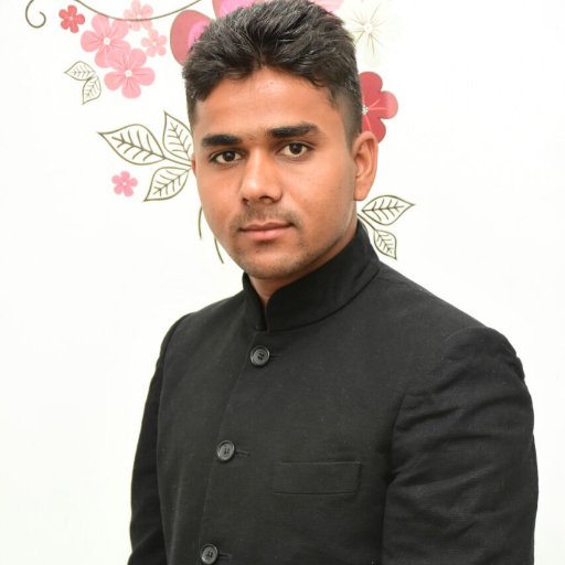 शिक्षा सबसे शक्तिशाली है जो एक दुनिया भर में उपयोग कर सकते हैं,✍️