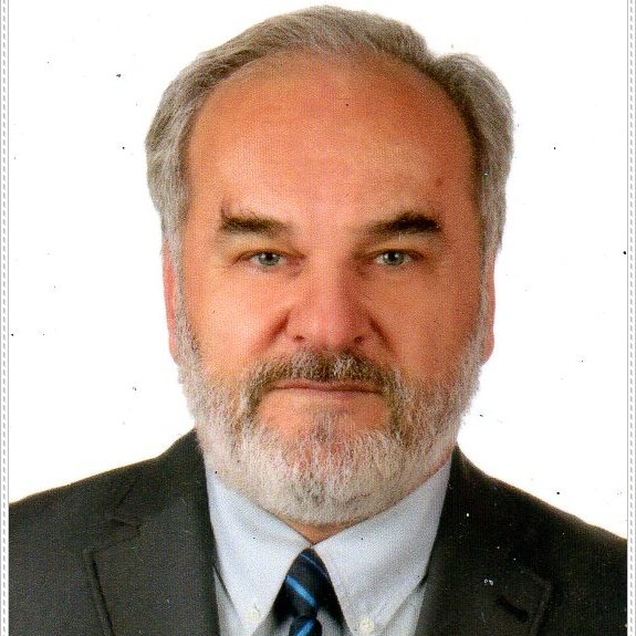 Mühendis, Siyasetçi, STK gönüllüsü..