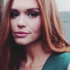 i had a dream @hollandroden did my makeup ♡ fan account