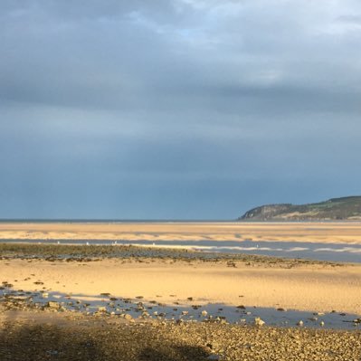 Cafe/Bistro on the shores of Red Wharf Bay serving food and drinks all day .Family friendly Great Views Great Food