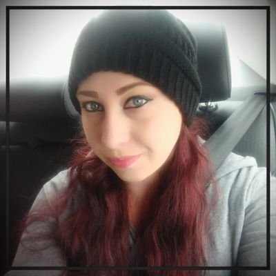 š¤Lover of quotesšGamer/Nerdy girlš¤Music loveršBook wormš¤
Love me, hate me, loath me, adore me. This is me