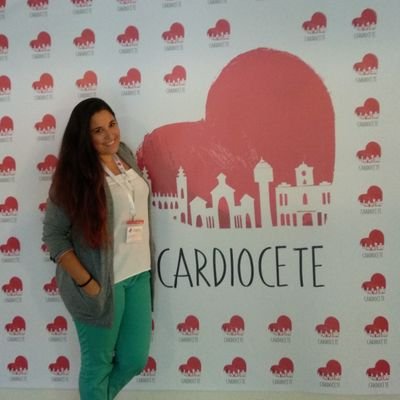 Cardióloga clínica. Haciendo pinitos en Cuidados Críticos Cardiovasculares. Entusiasta de RCP y Simulación Clínica.  CHUAlbacete.