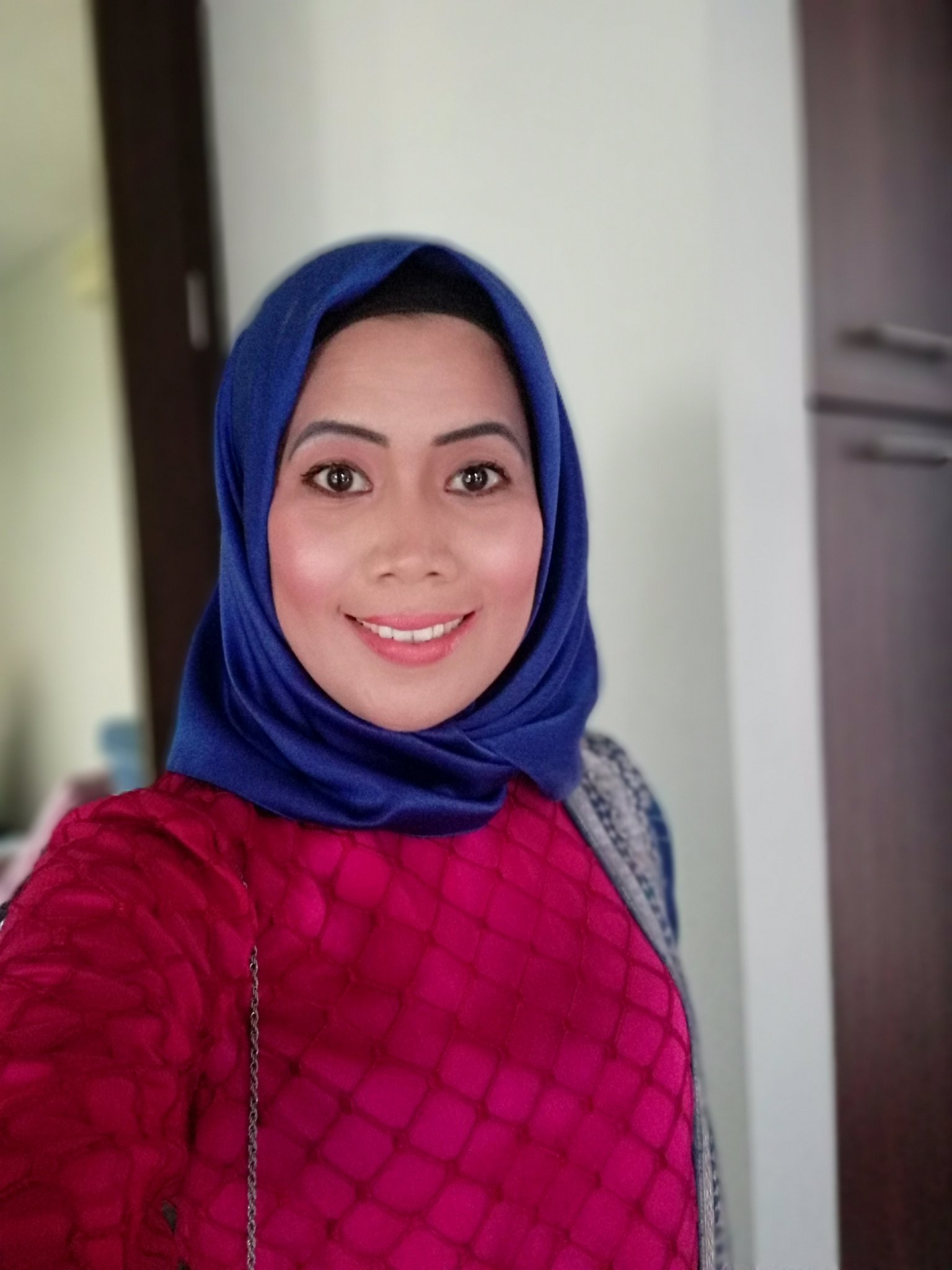 WartiniAzharitz's profile picture. Mommy and Wifey to my beloved