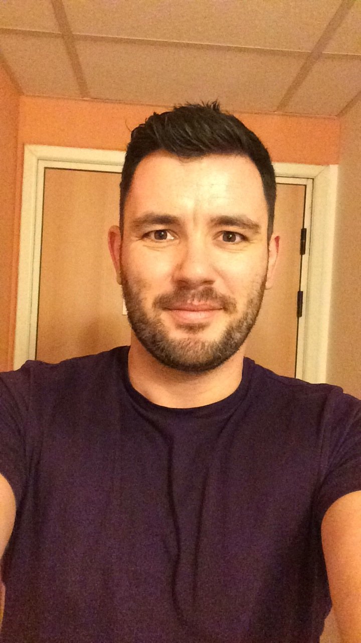Peter Tully Profile