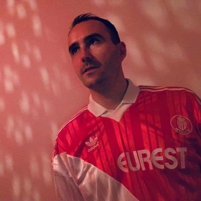 Munegu98000's profile picture. Supporter de l'ASM FC 🇲🇨 depuis 1989, fan de séries Netflix. Apple addict. Le football est la femme du célibataire, mais surtout la maitresse de l'homme marié