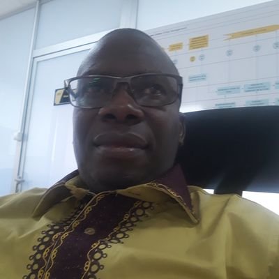 emesteyat's profile picture. Ingénieur des Télécommunications