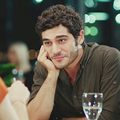 sonuktitu's profile picture. Probably the best meat eater in the world.