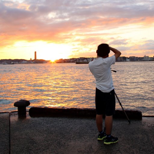 asobou666's profile picture. 趣味垢、天安門