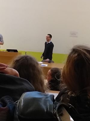 Humaniste.
Gériatre.
Passé Président de @jeunesGeriatres 2018-2021.
Personne ne sera à l'abri tant que tout le monde ne sera pas à l'abri.
RT ≠ approuver