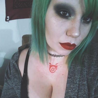 MommaRotten_x's profile picture. 👦🏻 Momma of one; 
💜 Cruelty-free life;
🎨 Art is the weapon;
💄 Makeup obsessed; 
🐈 Animal lover/protector;
✨ Stay beautiful, keep it ugly.