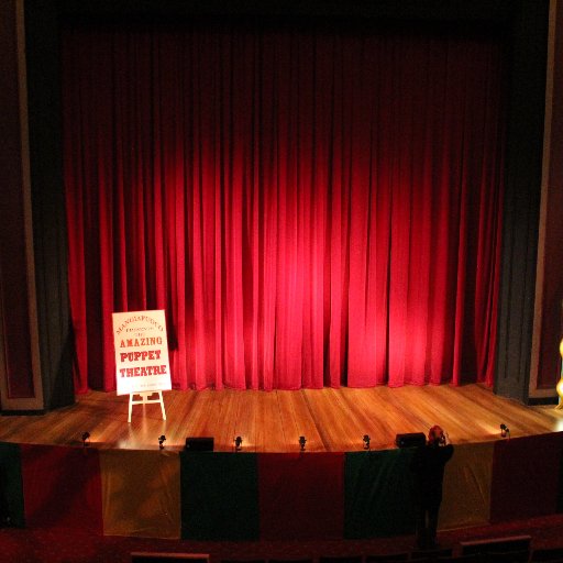 milasetdesigner's profile picture. Set and Costume Designer.