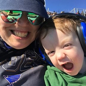Nana that loves her grandkids, #ServiceNow Admin, and Drag Racing.