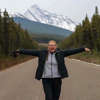 AngeMac1972's profile picture. 