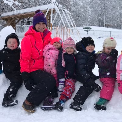 Runner, educator, outdoor enthusiast, healthy lifestyle advocate, lover of all things preschool.