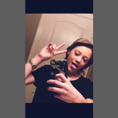 MloGB2vI1ztnWeA's profile picture. 👑 11 Years Young 👑
🥀 Haters Gonna Hate 🥀
😒 Gr. 6 😒