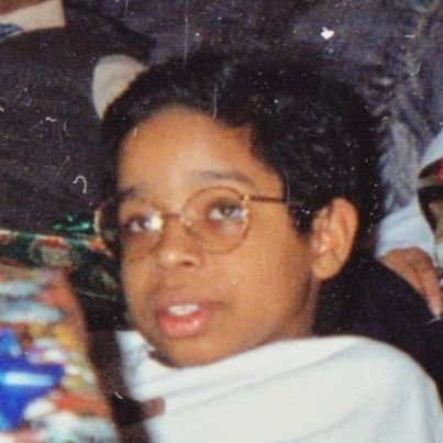 27inchZenith's profile picture. I once saw John Cena ordering Popeyes at Tampa Airport. 

I also fistbumped Rakim after a show. 

Black Lives STILL Matter.

#NT