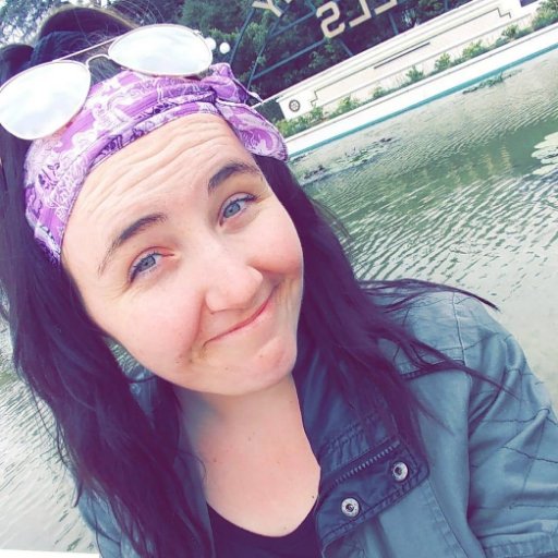 ShayRayann7's profile picture. I'm not great at the advice. Can I interest you in a sarcastic comment?