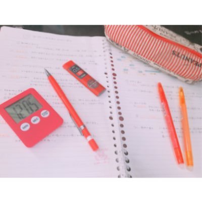 Ahonoko_study's profile picture. *.中3 ￤受験生.￤ 学年最下位. ￤ 悔しいから見返す.*