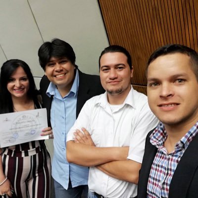 Socialista de aqui a la luna. Militante Febrerista 🌹
