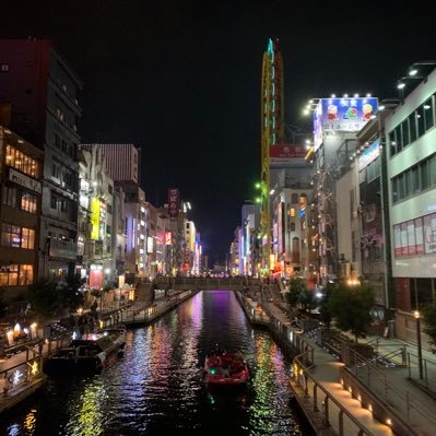 素敵な絵師さんやモデルさんフォトグラファーさん、デザイナー、クリエイターさんをフォローしてしまいます。ポトレ、コスカメ、風景、物撮り、創作、世界観ある写真に憧れて勉強中。