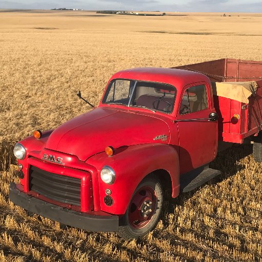 WheatlandKenzie's profile picture. A fifth generation Western Canadian  farmer and a lover of life.