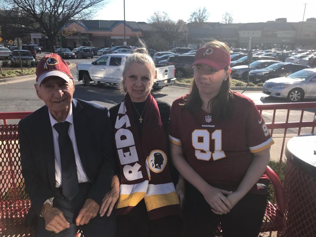 marives's profile picture. full time Mom of autistic daughter. I follow back anyone that follows me.