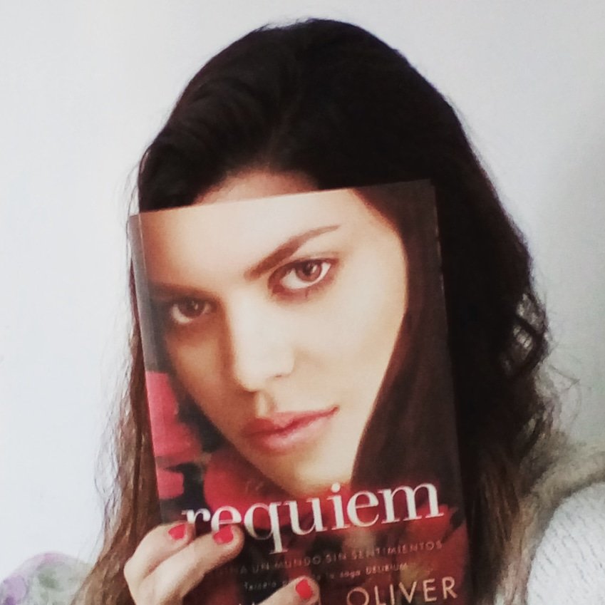 Citas literarias 📚
Blog en el link 💫
Bookstagram✨: @la_biblioteca_de_cami_