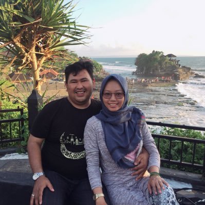 nthi_ja's profile picture. My Attitude Depends on Who You Are