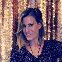 In High Heels (@stephanieacks) 's Twitter Profile