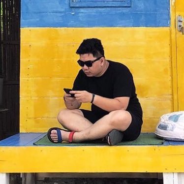 TheEchaReza's profile picture. Tampan, terpelajar dan berwibawa