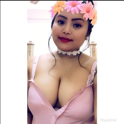 IsabelIce1's profile picture. Visit my website