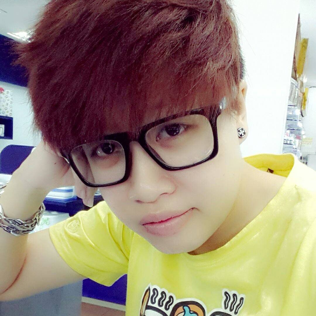 con_vuong's profile picture. Don’t stop giving love even if you don’t receive it. Smile anf have patience