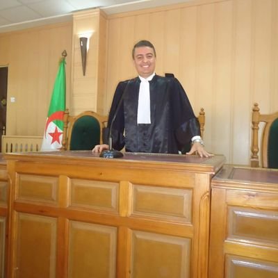 BoukaHamdi's profile picture. محامي ⚖️
 عرائض وعقود قانونية ✍️
👨‍👩‍👧‍👦  قضايا شؤون الأسرة📍
 سرية تامة📍
📚 ملخصات دروس لطلبة الحقوق📍
📩 تواصل