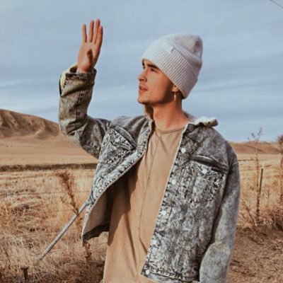 kikixhp's profile picture. where is my queen?