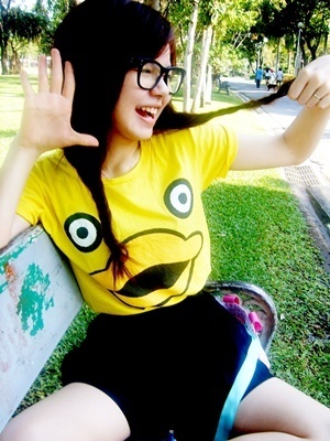 ployhh's profile picture. 