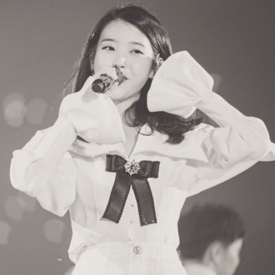 Hi! Annyeong? This is Lee Ji Eun. Let's chitchat with me 🌺 #FUFAMS
