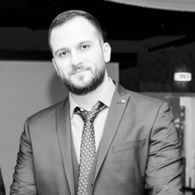 OmarAlhajAli22's profile picture. *Working @Oracle + @NetSuite🧑‍💻 *Studied Ma Business Management @UniWestminster👨‍🎓 *player & director @chelseahandball 🤾🏼‍♂️